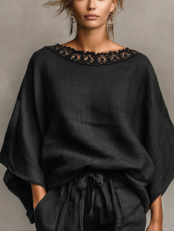 Set Minimalist cu Bluză din Dantelă cu Decolteu Barcă și Pantaloni Scurți