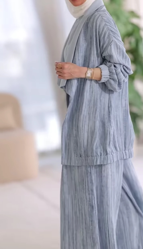 Set Casual în Trei Piese cu Rever și Dungi Verticale