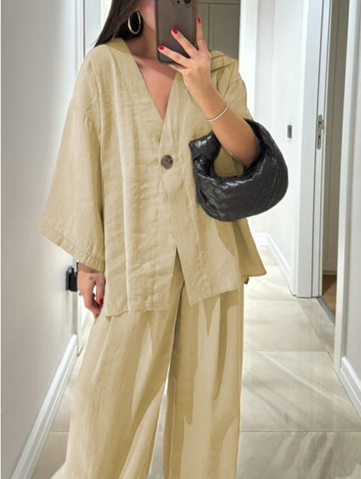 Set Casual în Două Piese cu Top cu Decolteu V și Pantaloni