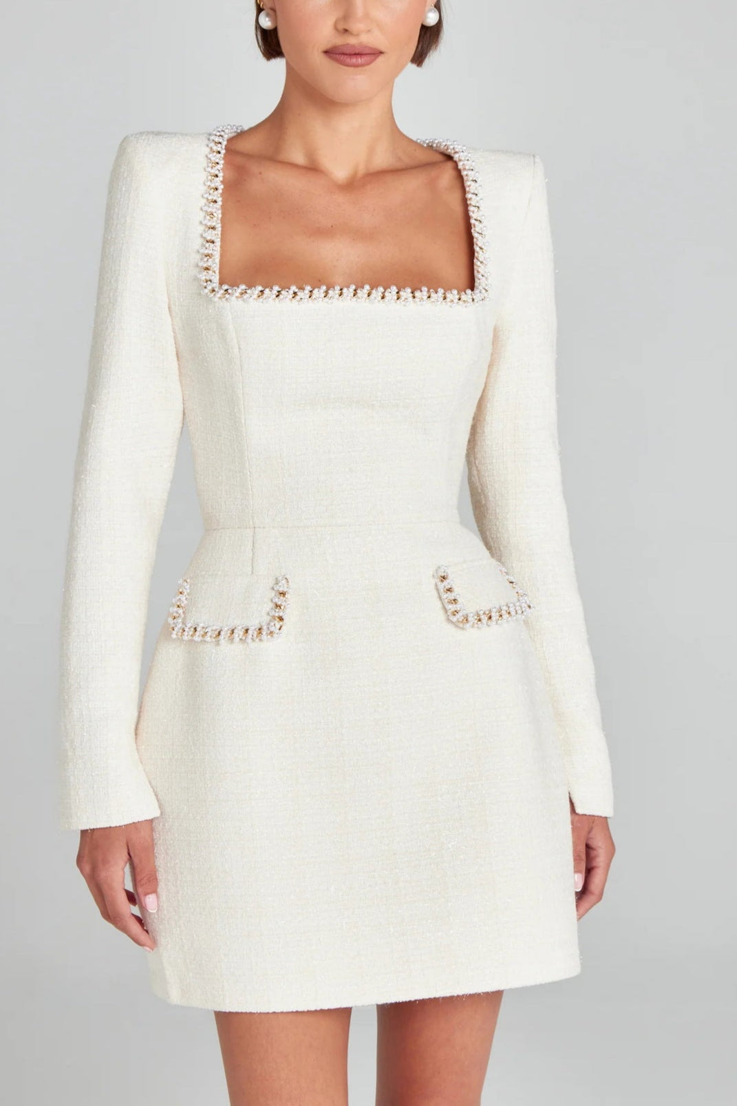 Rochie Mini Rafinată și Jucăușă cu Garnitură de Perle și Buzunar