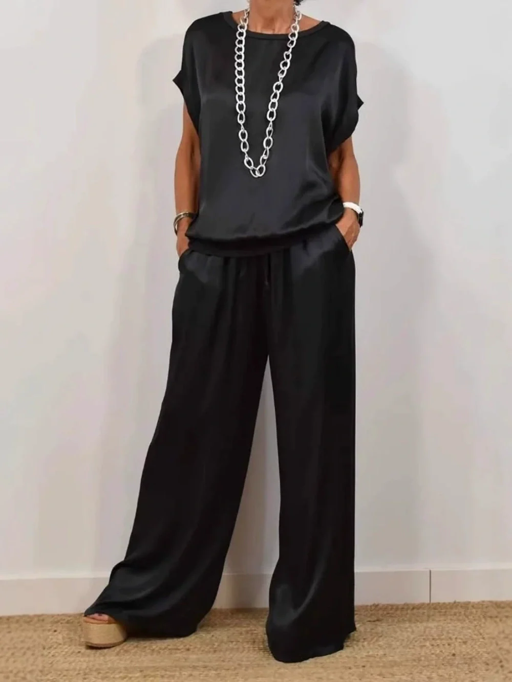 Set Casual cu Cămașă Lejeră și Pantaloni Largi