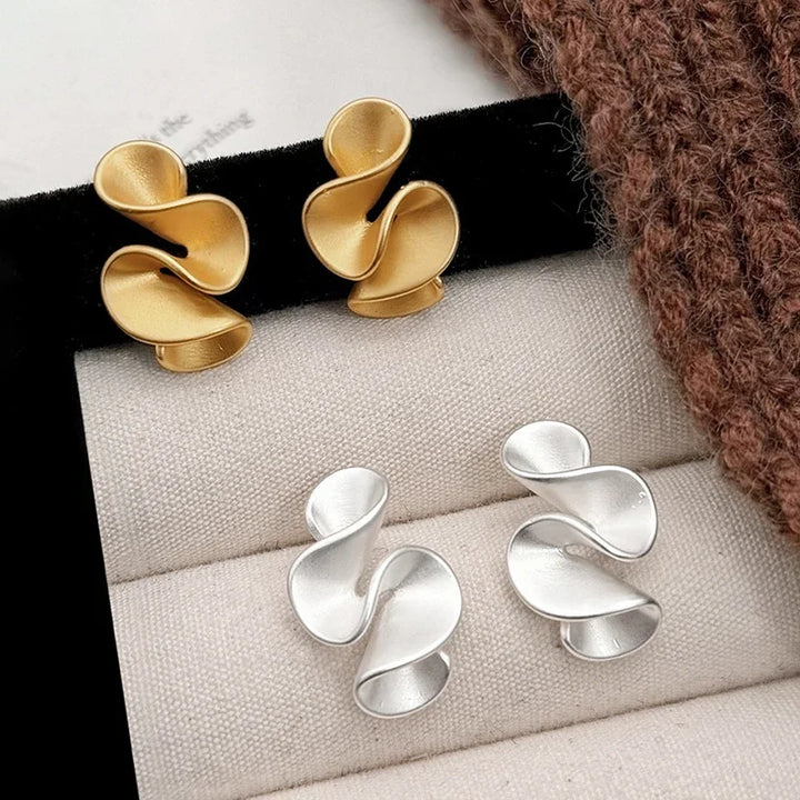 Sterlingsilber 18K Gold Blumen Stecker Ohrringe