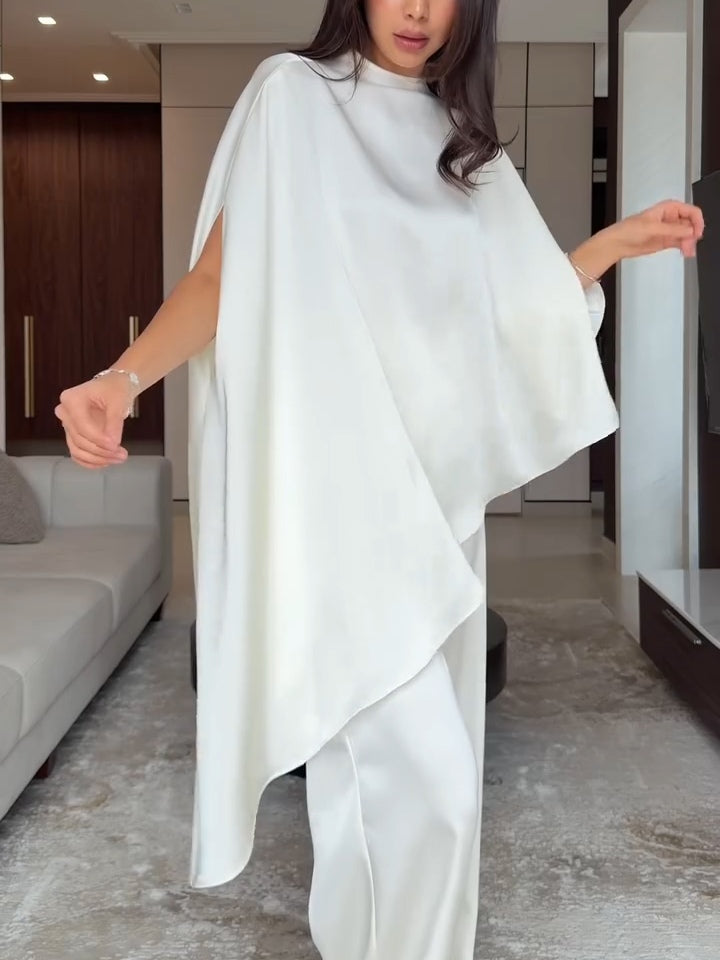 Set în Două Piese Alb din Satin cu Top Neregulat și Pantaloni