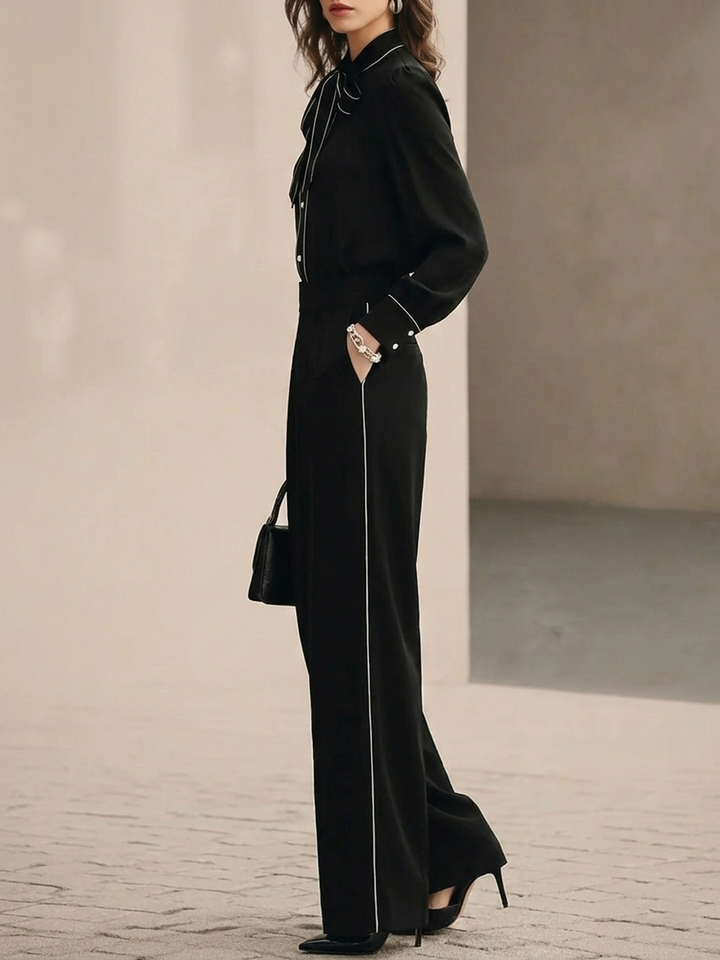 Set în Două Piese cu Bluză cu Fundă și Garnitură Alb-Negru și Pantaloni Largi