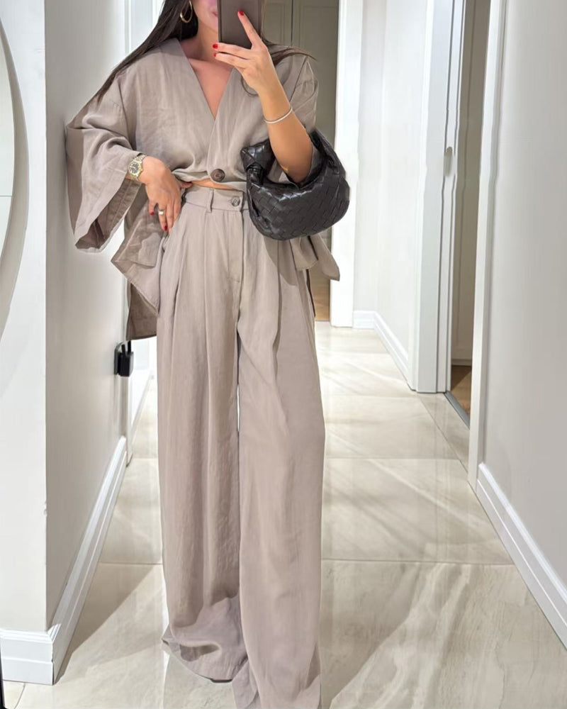 Set Casual în Două Piese cu Top cu Decolteu V și Pantaloni