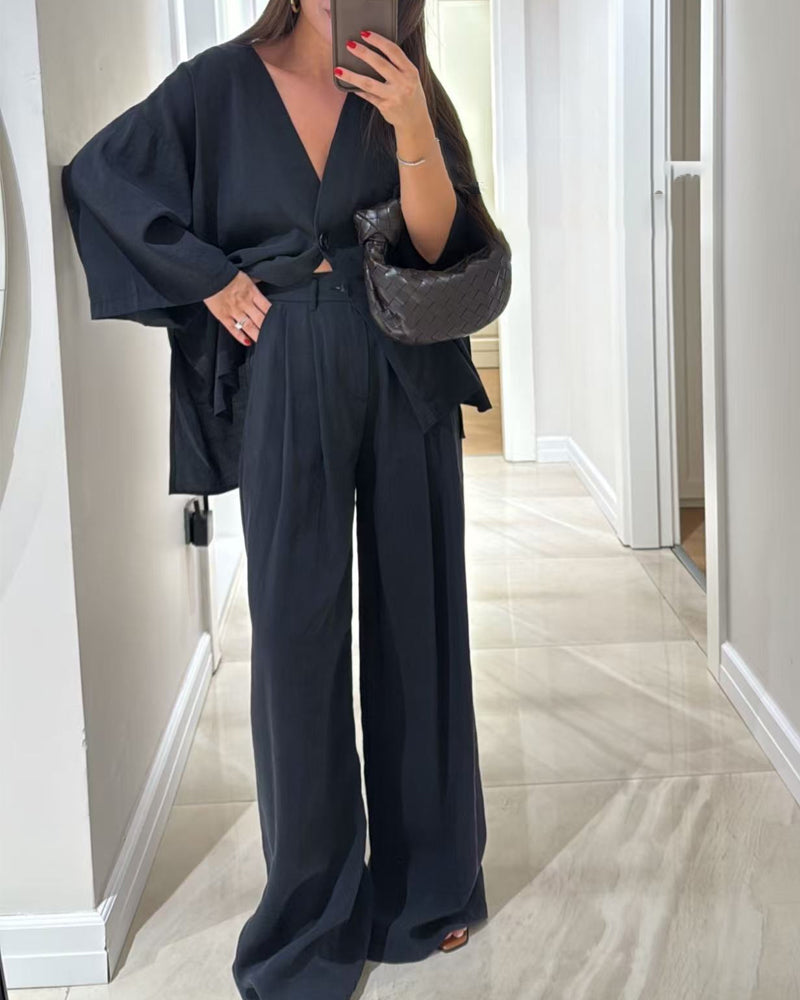 Set Casual în Două Piese cu Top cu Decolteu V și Pantaloni