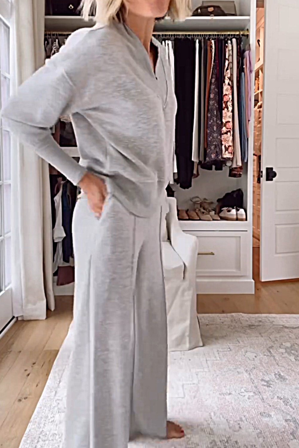 Set în Două Piese cu Top Unicolor cu Decolteu V și Pantaloni